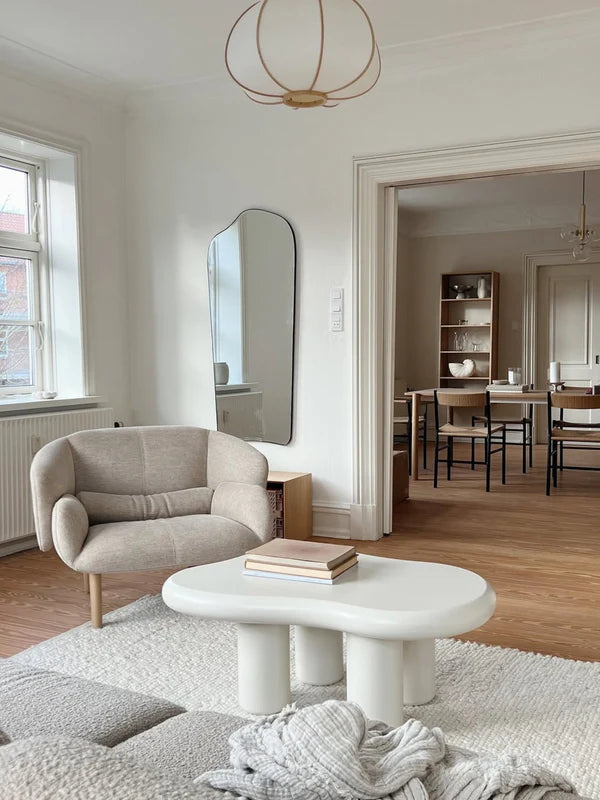 Ivy Spiegel | 140 × 60 cm